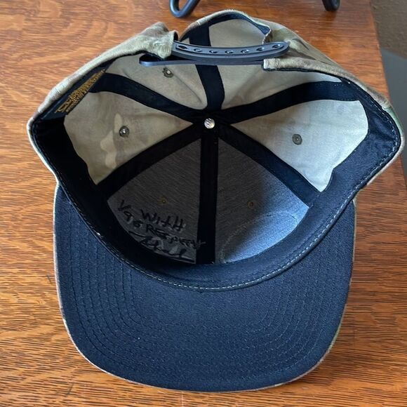 NWT Classics MultiCam Snap Back Cap - Picture 7 of 8